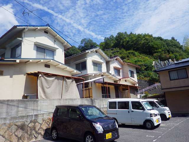 DIY堀田借家 中央B 西区 DIY堀田借家 中央B